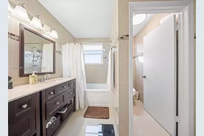 1340 NW 125th Ter, Sunrise, FL 33323 - Photo 17