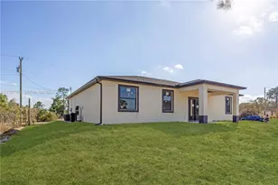 809 Vance Ave E, Lehigh Acres, FL 33974 - Photo 23