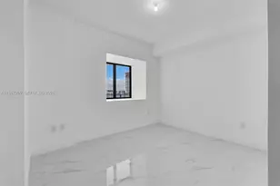 700 NE 24th St, Miami, FL 33137 - Photo 21