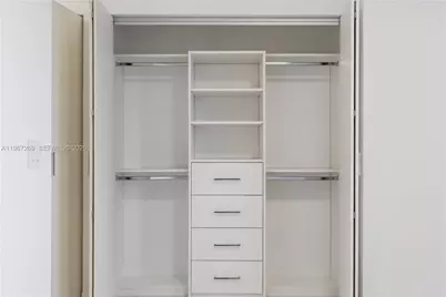 700 NE 24th St #1806, Miami, FL 33137 - Photo 19