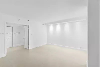 1541 Brickell Ave #C1607, Miami, FL 33129 - Photo 27