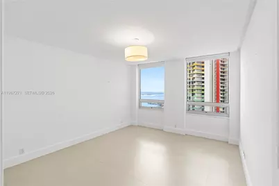 1541 Brickell Ave #C1607, Miami, FL 33129 - Photo 19