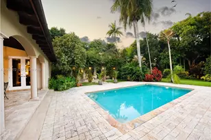 4867 SW 82nd St, Miami, FL 33143 - Photo 7