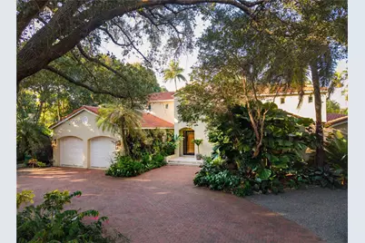 4867 SW 82nd St, Miami, FL 33143 - Photo 1