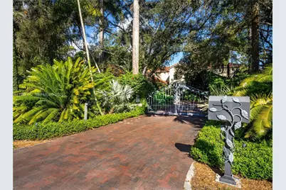 4867 SW 82nd St, Miami, FL 33143 - Photo 25