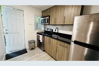 2318 Washington St, Hollywood, FL 33020 - Photo 21