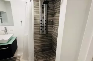 2318 Washington St, Hollywood, FL 33020 - Photo 23