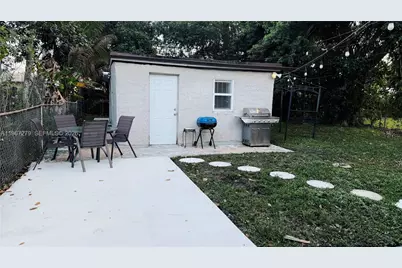 2318 Washington St, Hollywood, FL 33020 - Photo 17