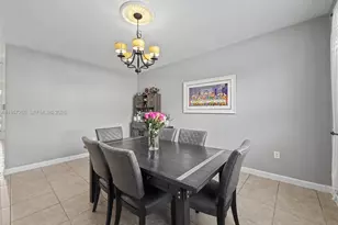 16673 SW 44th St, Miami, FL 33185 - Photo 7