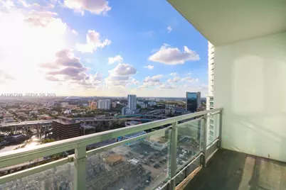 92 SW 3rd St #2706, Miami, FL 33130 - Photo 7