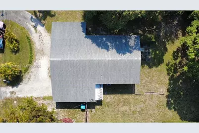 11600 NE 6th Ave, Biscayne Park, FL 33161 - Photo 13