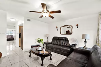 10881 SW 6th St #7, Sweetwater, FL 33174 - Photo 5