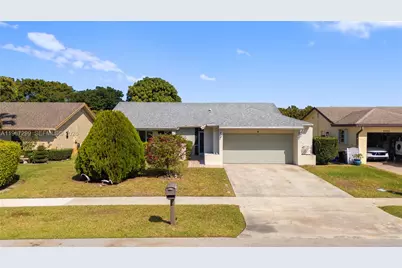 10681 Greenbriar Ct, Boca Raton, FL 33498 - Photo 1