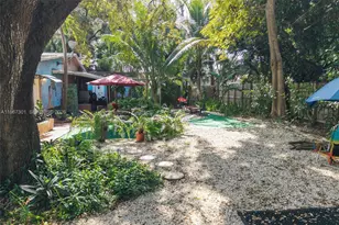 1760 NE 144th St, Miami, FL 33181 - Photo 5