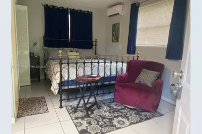 1760 NE 144th St, Miami, FL 33181 - Photo 31