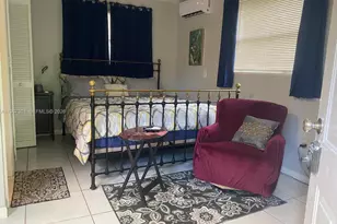 1760 NE 144th St, Miami, FL 33181 - Photo 31