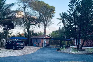 1760 NE 144th St, Miami, FL 33181 - Photo 9