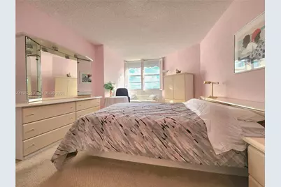 1980 S Ocean Dr #PHE, Hallandale Beach, FL 33009 - Photo 25