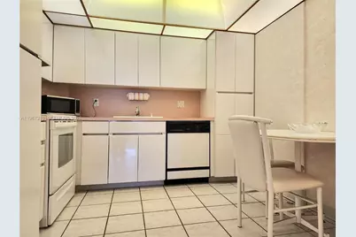 1980 S Ocean Dr #PHE, Hallandale Beach, FL 33009 - Photo 17