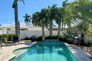 4321 NE 15th Terrace, Oakland Park, FL 33334 - Photo 3