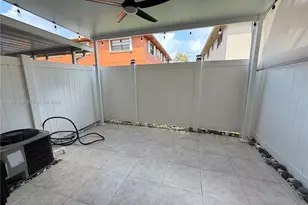 1711 W 58th St, Hialeah, FL 33012 - Photo 17