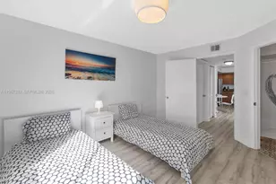 12980 Vista Isles Dr, Sunrise, FL 33325 - Photo 5