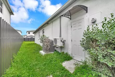 12735 SW 211th St, Miami, FL 33177 - Photo 33