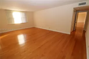 1800 NE 114th St, Miami, FL 33181 - Photo 11
