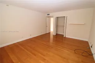 1800 NE 114th St, Miami, FL 33181 - Photo 13