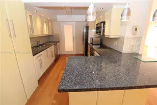 1800 NE 114th St, Miami, FL 33181 - Photo 9