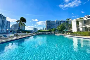 800 Parkview Dr, Hallandale Beach, FL 33009 - Photo 13