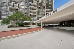 1915 Brickell Ave, Miami, FL 33129 - Photo 33