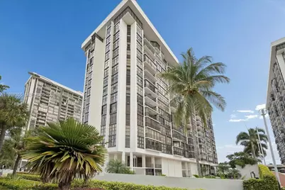 1915 Brickell Ave #801, Miami, FL 33129 - Photo 5