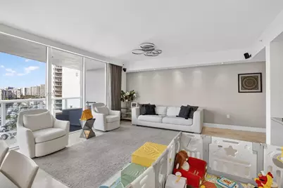 19400 Turnberry Way #1012, Aventura, FL 33180 - Photo 7