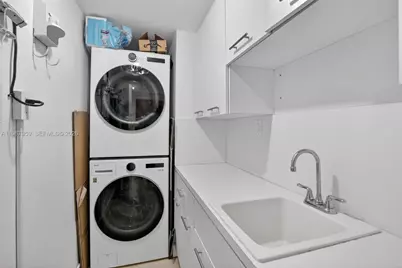 19400 Turnberry Way #1012, Aventura, FL 33180 - Photo 37