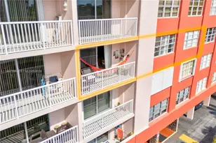 3161 S Ocean Dr, Hallandale Beach, FL 33009 - Photo 9