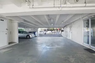 8024 Tatum Waterway Dr, Miami Beach, FL 33141 - Photo 23