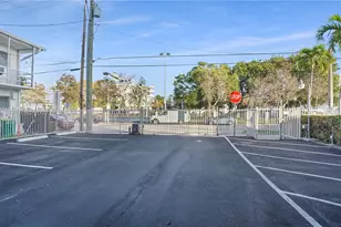 8024 Tatum Waterway Dr, Miami Beach, FL 33141 - Photo 25