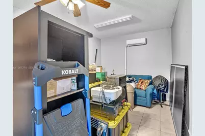 18379 SW 138th Pl, Miami, FL 33177 - Photo 15