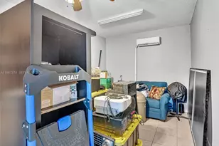 18379 SW 138th Pl, Miami, FL 33177 - Photo 15