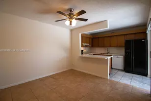 351 Lake Arbor Dr, Palm Springs, FL 33461 - Photo 3