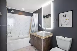 185 SW 7th St, Miami, FL 33130 - Photo 23