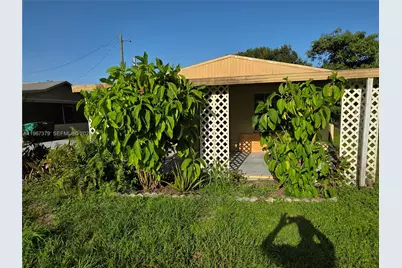 4321 Kirby Loop Rd #2, Fort Pierce, FL 34981 - Photo 3