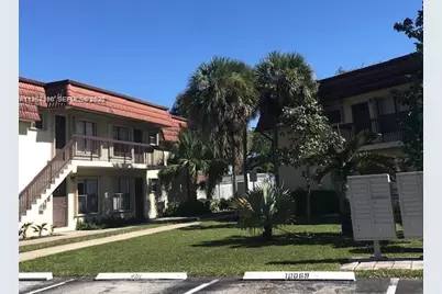 10018 NW 4th St #203, Pembroke Pines, FL 33024 - Photo 9