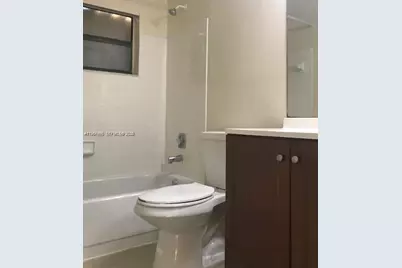 10018 NW 4th St #203, Pembroke Pines, FL 33024 - Photo 5