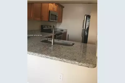 10018 NW 4th St #203, Pembroke Pines, FL 33024 - Photo 3