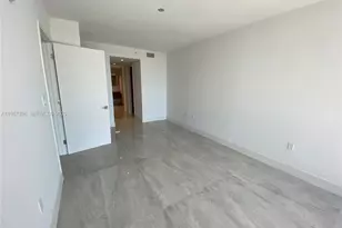 9521 E Bay Harbor Dr, Bay Harbor Islands, FL 33154 - Photo 15