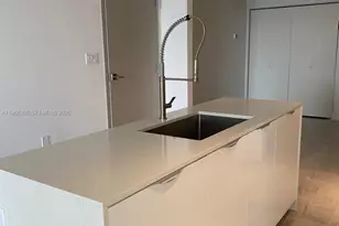 9521 E Bay Harbor Dr, Bay Harbor Islands, FL 33154 - Photo 7