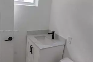 2600 NW 108th St, Miami, FL 33167 - Photo 31