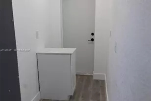 2600 NW 108th St, Miami, FL 33167 - Photo 19